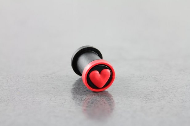 Silicone Double Flared Heart Plug